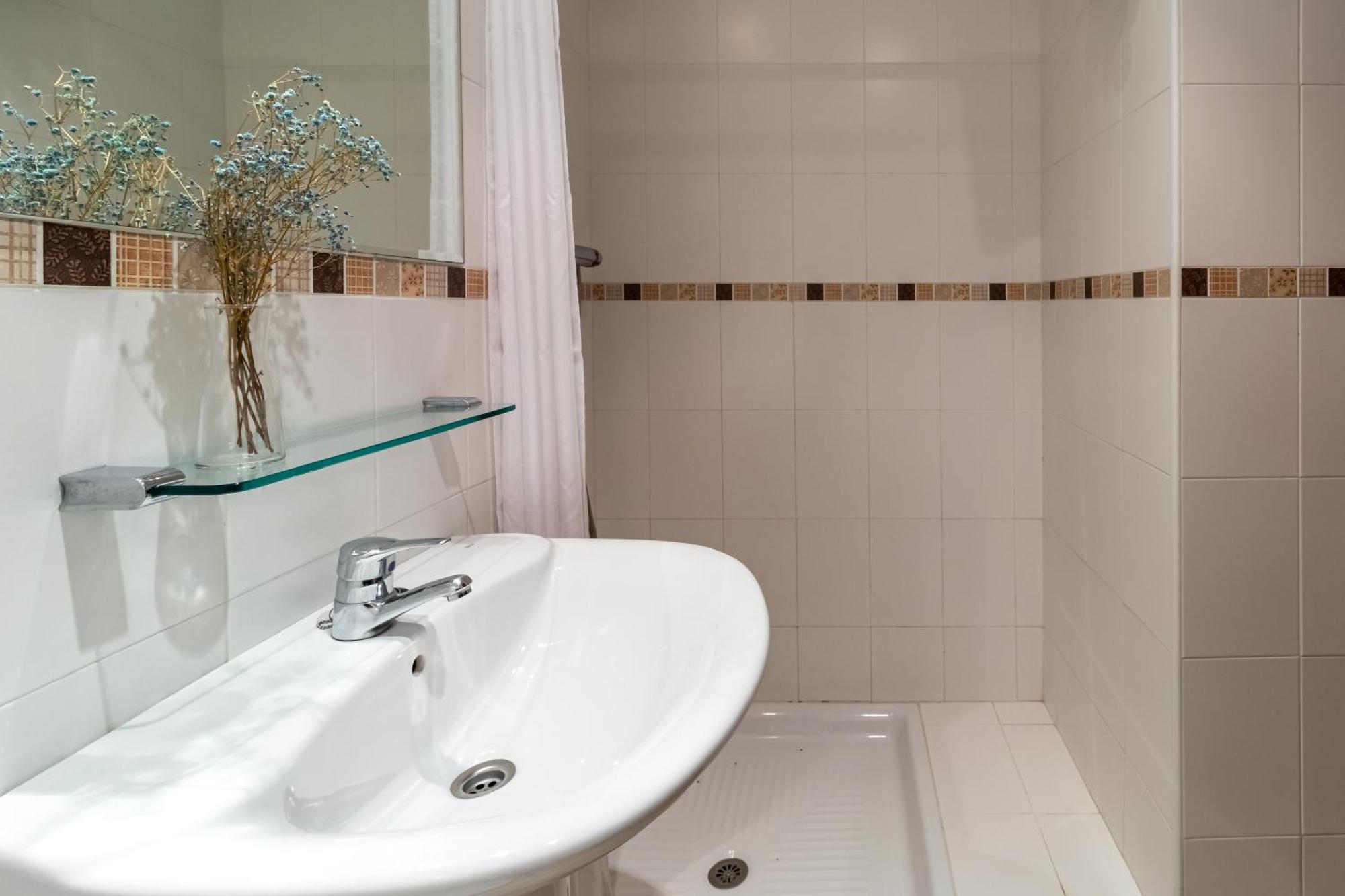 Apartamentos Silken Playa De Toro Llanes Kültér fotó